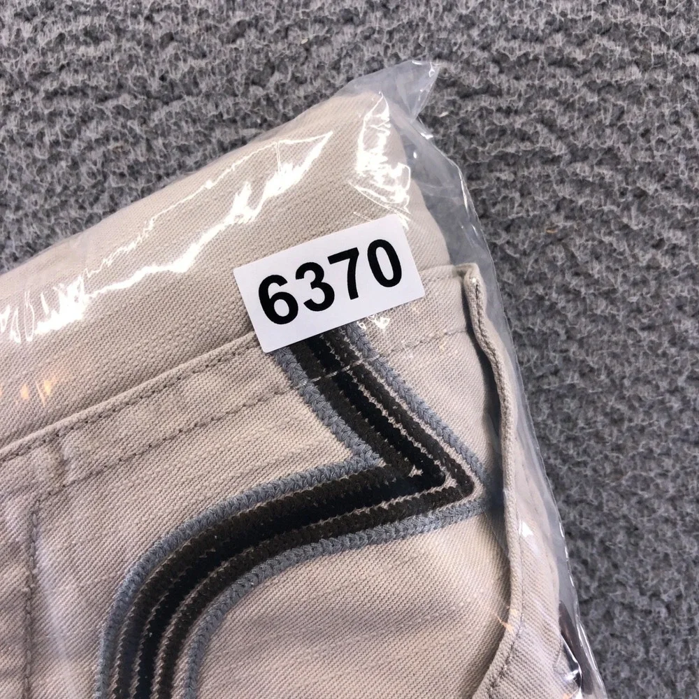 Vintage True Religion Jeans Mens 42x32 Tan Y2K Straight Skull Patch Made In USA